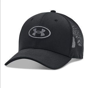 Men's Blitzing Trucker Cap
